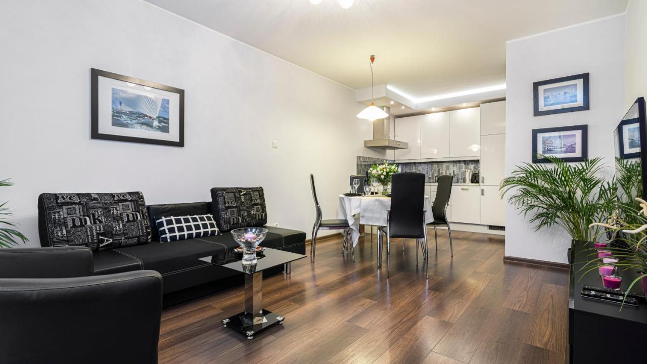 Kopenhaga Aura Apartment กดัญสก์ ภายนอก รูปภาพ