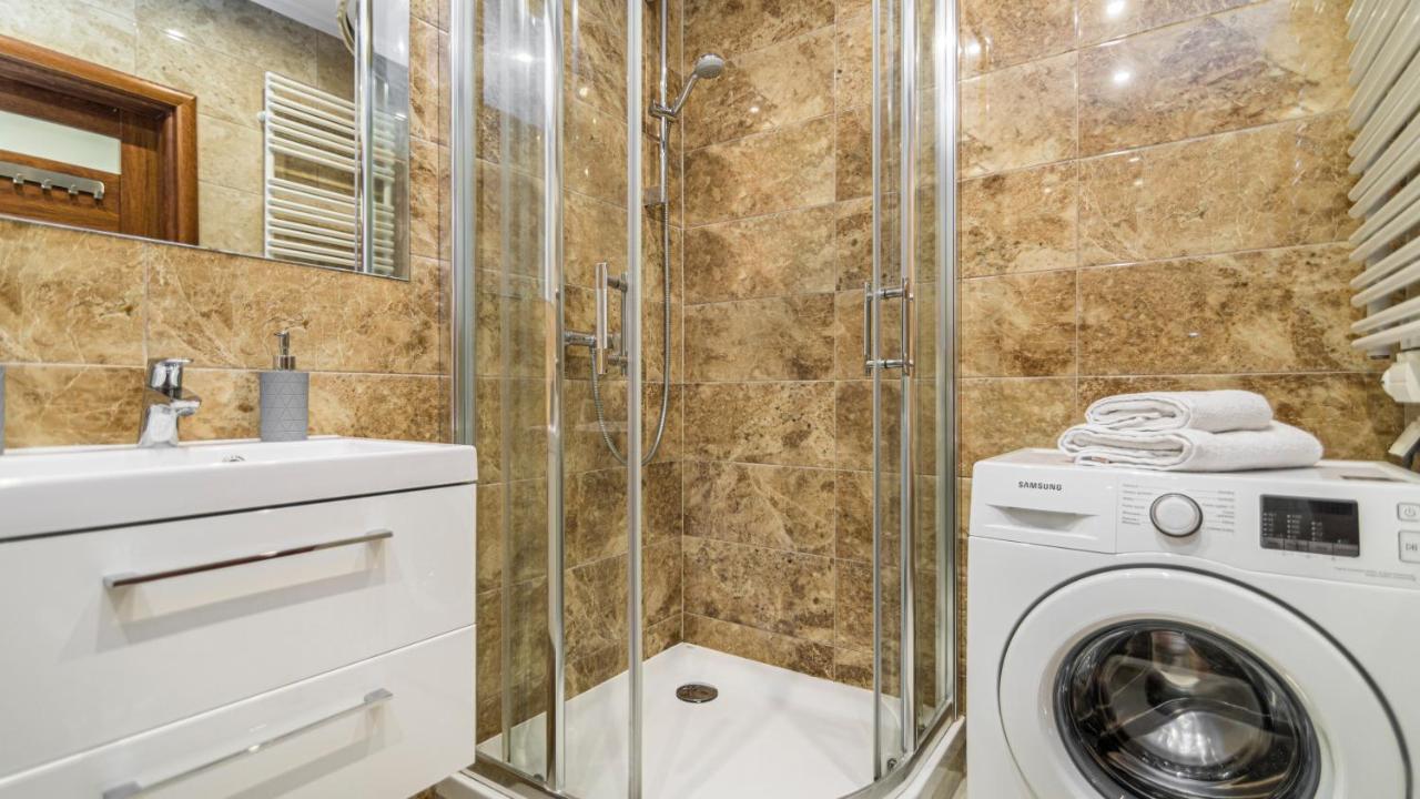 Kopenhaga Aura Apartment กดัญสก์ ภายนอก รูปภาพ